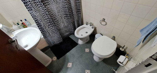 Imagen 7 de 13 de Venta Departamento 4 Amb Al Frente -quilmes Centro