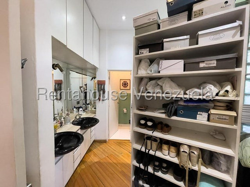 Espectacular Casa, Amplia Y Con Premio De Arquitectura En Santa Paula #25-10888 Ricardo Romero