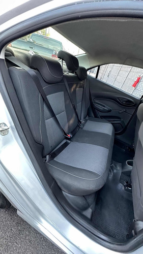 Imagen 7 de 16 de Chevrolet Prisma 2019 1.4 Joy Ls
