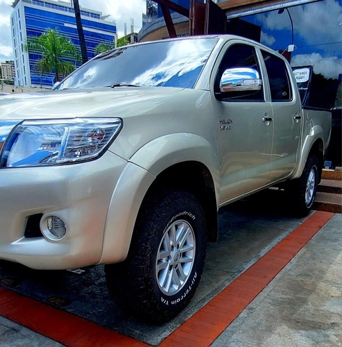 Imagen 2 de 11 de Toyota Hilux Kavak Hilux