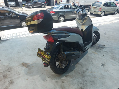 Kinko People Gt300i 2018 Londa