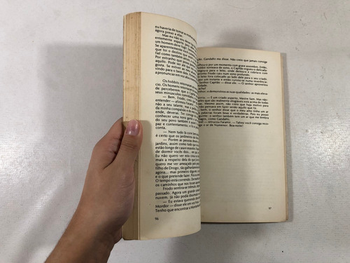 Livro O Senhor Dos Anéis: A Volta Do Anel - J. R. R. Tolkien - Editora Arte Nova W132 (Usado)