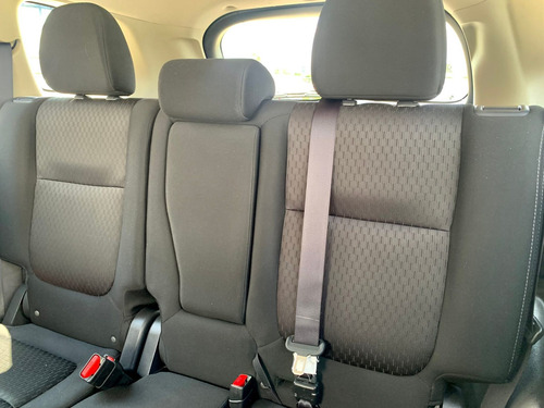 Imagen 14 de 15 de Mitsubishi Outlander 2015 2.4 Es L4 At