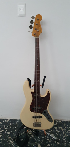 Fender Jazz Bass Reissue 62 Japon