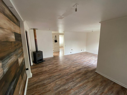 Hermosa Casa 4d, 3b En Barrio Residencial Muy Tranquilo