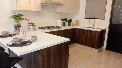 Casas En Venta En Altos Del Marques, 3 Recamaras, Zona El Campanario.