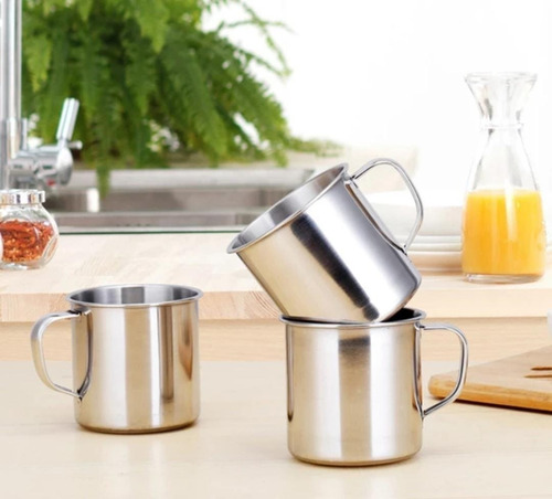 Imagen 2 de 3 de Taza Con Asa De Acero Inoxidable