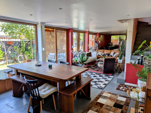 Encantadora Casa Luminosa A Pasos Del Colegio Manquehue