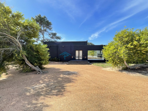 Casa En Venta En Laguna Escondida, Jose Ignacio 4 Dormitorios