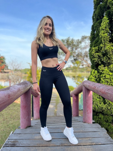 Imagem 2 de 8 de Calça Legging Suplex Poliamida C/ Bolso Lateral Corrida