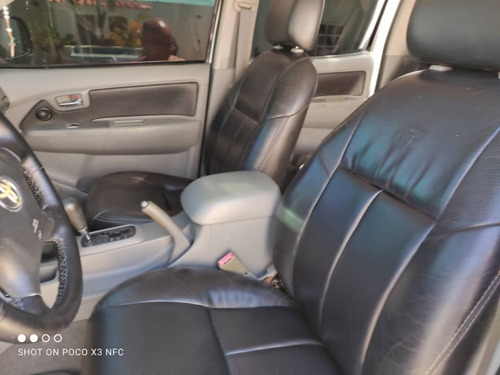 Imagen 11 de 14 de Toyota Hilux