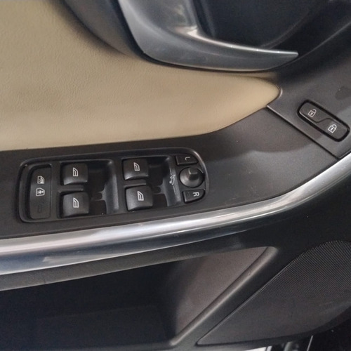 Volvo XC60 2.0 T5 R DESIGN TURBO GASOLINA 4P AUTOMÁTICO