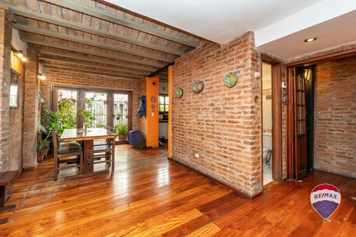Venta Ph 3 Plantas Cochera Doble Patio Barracas