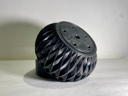 Maceta De Escritorio Impresa 3d En Plástico Negro Negra Con Plato