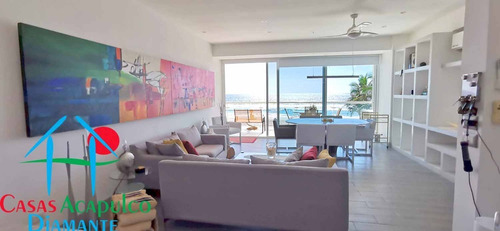 Imagen 4 de 30 de Cad Ocean Front 202. Terraza En Esquina Con Vista Frontal Al Mar