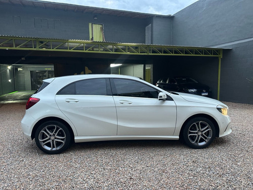 Mercedes-Benz Clase A 1.6 A200 Urban 156cv