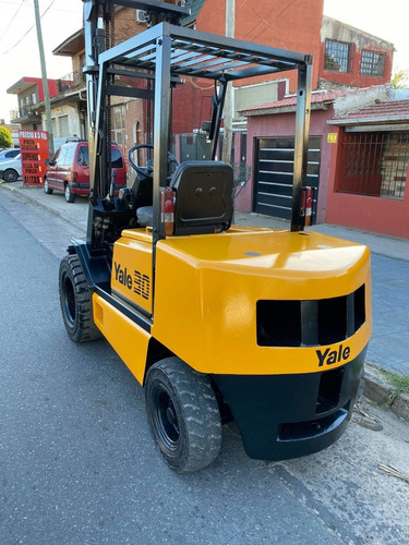 Autoelevador Yale 3 Tn 3 Vias Hidraulicas Corrector De Uña
