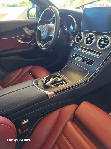 Mercedes-Benz Classe C 2.0 Avantgarde Turbo 4p