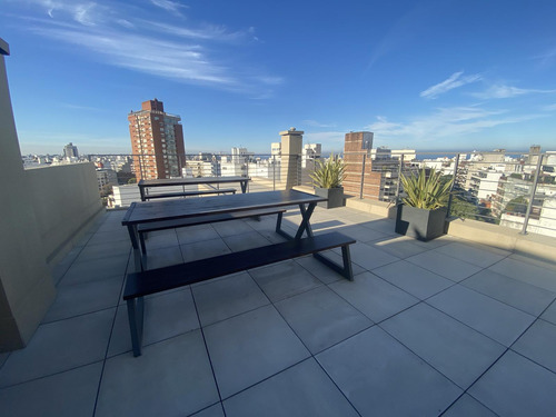 Departamento Monoambiente En Venta Ubicado En Montevideo, Uruguay Con Seguridad, Solarium, Parrilla