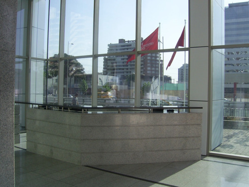 En Moderno Edificio A Pasos De Metro Manquehue
