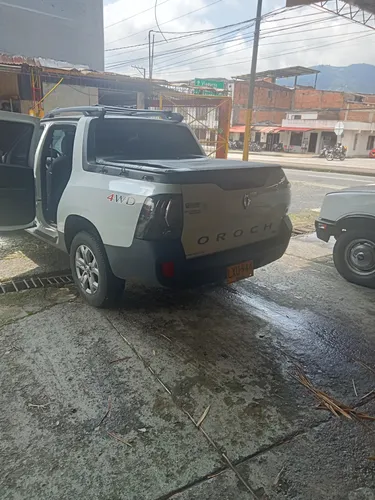 Duster Oroch 1300 Motor Turbo 4x4 Como Nueva Solo 17 Mil Km