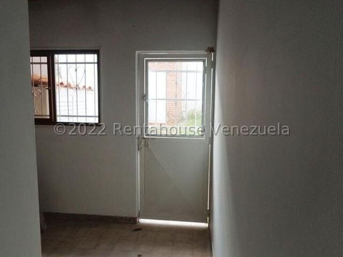 Imagen 5 de 28 de Gustavo Zavala Rentahouse 22-16462