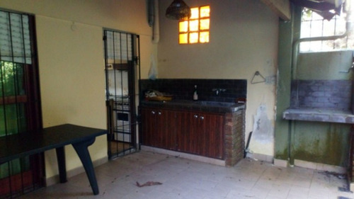 Imagen 8 de 9 de V044 - Departamento Con Amplio Patio