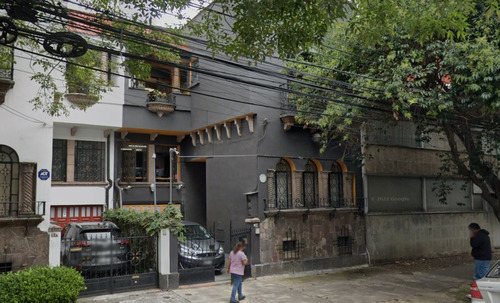 Venta De Casa En C. Tuxpan, Col. Roma Sur, Cuauhtémoc # Ajpd