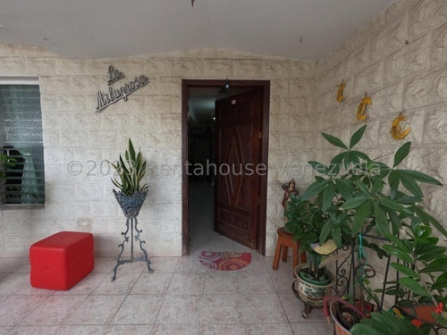 Imagen 7 de 30 de Casa En Venta Urbanización Fundalara. Barquisimeto. Tu Asesor De Confianza Kenlimar Nieto. Contactame *0424 5/2/2/3/7/9/7* Código Flex 23-20591
