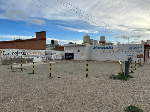 Imagen 2 de 10 de Retasado! Excelente Esquina Céntrica C/ Proyecto 5 Pisos