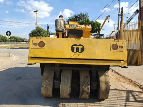 Imagem 7 de 8 de Rolo Compactador Pneus Sp8000hd