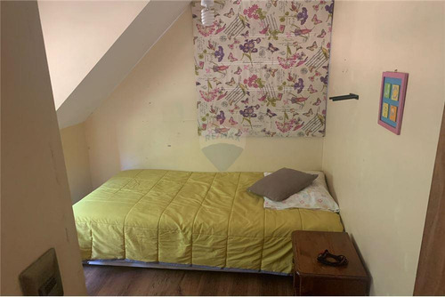 Imagen 6 de 22 de Casa De 2 Pisos Con Parcela Y Piscina En Pucon