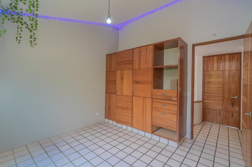 Casa En Venta En La Cañada Con Jardín Privado En Lomas De Atzingo Cuernavaca Morelos