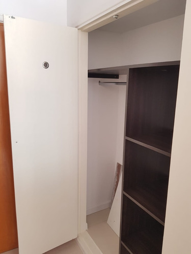 Imagen 2 de 11 de Vendemos Departamento De 1 Ambiente Muy Grande Y A Estrenar