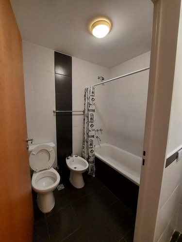 Imagen 13 de 17 de Hermoso Monoambiente De 39 M2 Con Cochera En Parque Chas Paternal