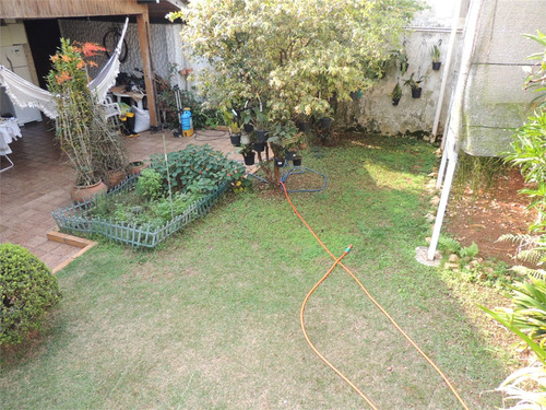 Imagem 16 de 27 de Casa Térrea, 4 Dormitórios Sendo 2 Suítes - Reo516577