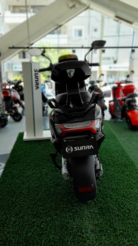 Imagen 5 de 15 de Scooter Sunra R-bot Doble Litio 2022