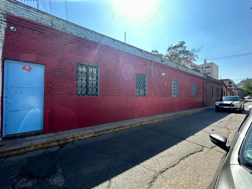 Bodega U Oficina / Uso Habitacional En Barrio Italia 