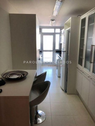 Departamento De 3 Dormitorios En Season Tower, Punta Del Este-ref:41