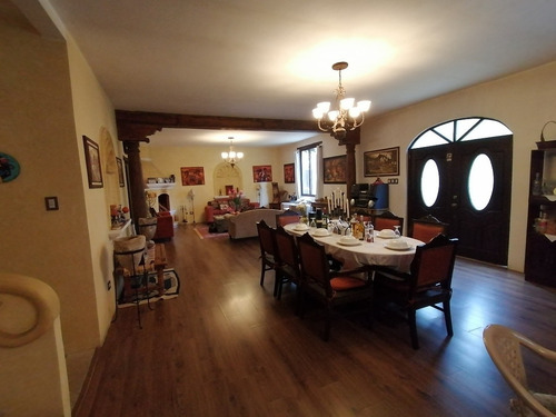 Imagen 7 de 25 de Vendo Hermosa Casa Estilo Colonial En Excelente Estado, Incluye Local Comercial A Orilla Carretera