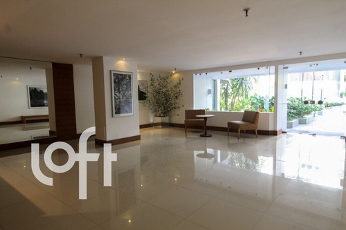 Apartamento À Venda No Bairro Leblon - Rio De Janeiro/rj - O-6767-15405