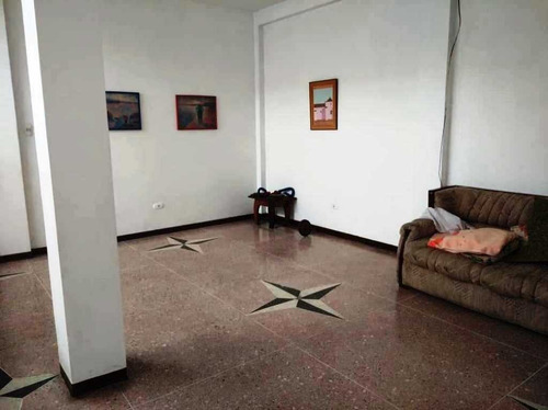 Imagen 9 de 16 de Se Vende Casa La Pastora Valencia Centro 04144121460