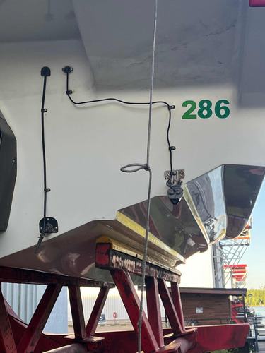 Chris Craft Cuddy 219