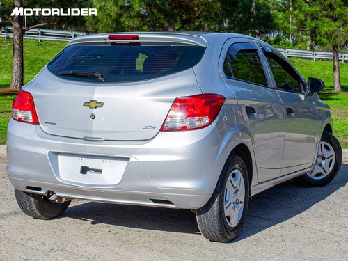 Imagen 5 de 25 de Chevrolet Onix Joy Extra Full 1.0 | Permuta / Financia