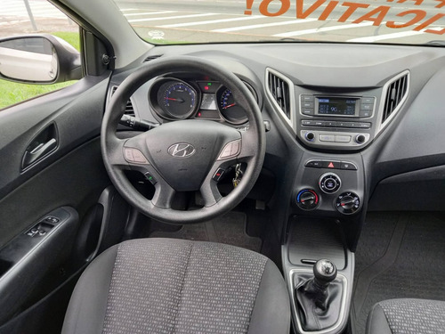Imagem 9 de 13 de Hyundai Hb20 1.0 Comfort 12v Flex 4p Manual