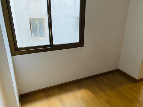 Imagen 6 de 13 de Pleno Centro!!! Vendo Oficina Reciclada! Colón 168.3er Piso.