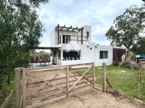 Piriápolis, Punta Fría. Casa En Venta. 500 Metros De La Playa San Francisco. 3 Dormitorios, 2 Baños