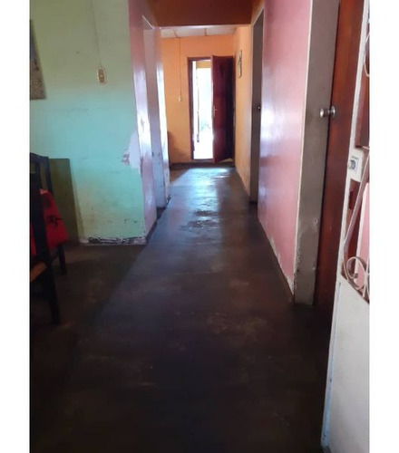 Imagen 22 de 23 de Se Venden 2 Los Locales Comerciales Con Casa A Remodelar. Av. Las Ferias Valencia. Codigo; 131216