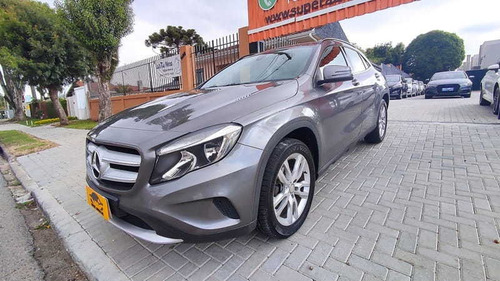 Imagem 1 de 15 de Mercedes-benz Gla 200 1.6 Cgi Style 16v Turbo 4p 2016