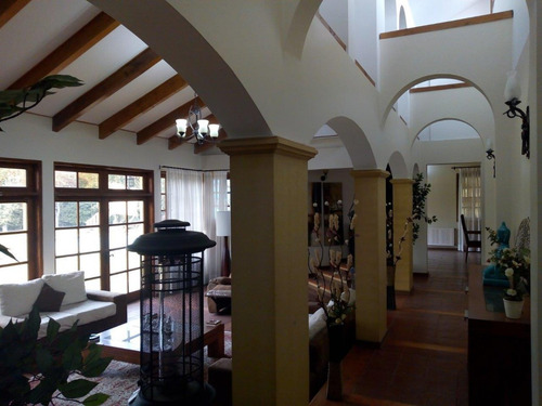 Parcela Estilo Colonial En Condominio Los Almendros